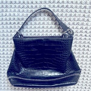 Vintage Tommy Hilfiger Black Leather
Crocodile Texture Embossed Satchel Purse